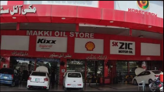 Oil Change Services at Faisal Town, Near Akbar Chowk, Peco Road, Lahore